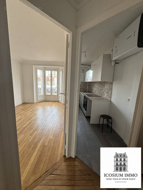 Appartement à PARIS-14E
