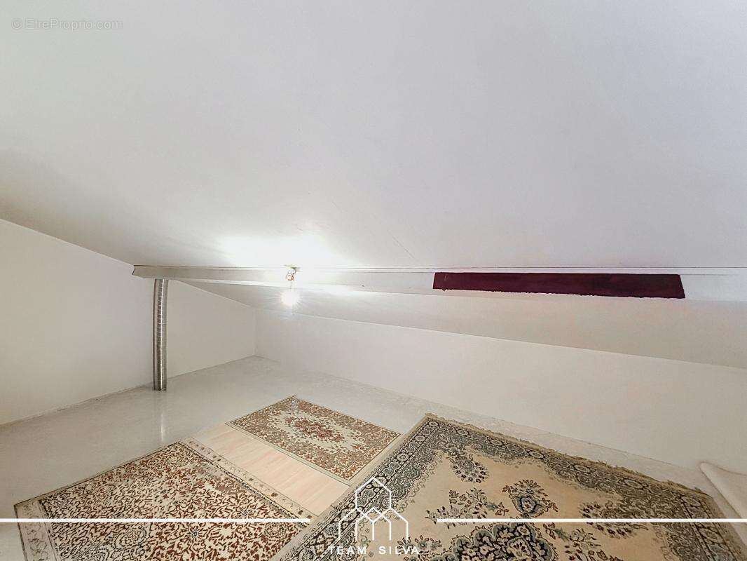 Maison 110 m² à Communay  - photo 25