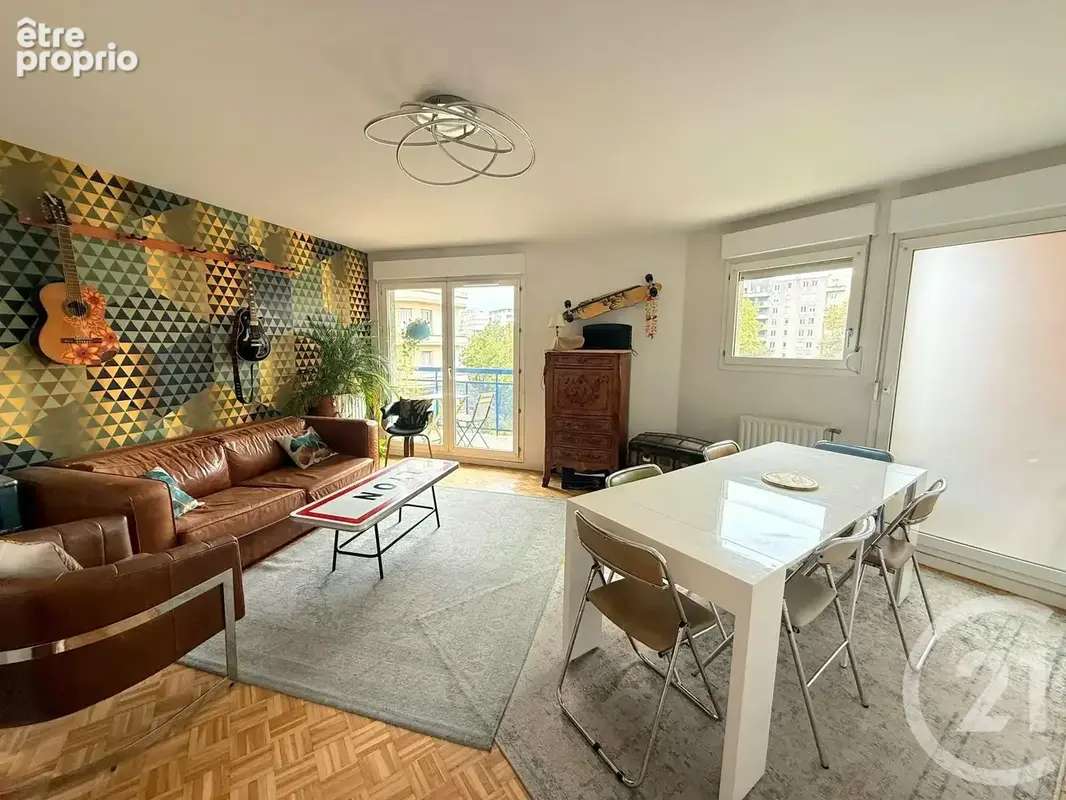 Appartement 4 pièces 84 m² à vendre à Villeurbanne (69100) - photo 2