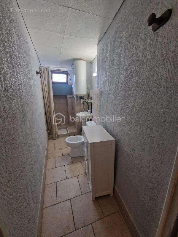 Maison à SAINT-JEAN-DE-BARROU