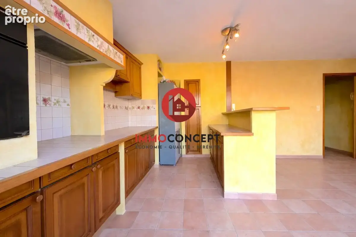 Maison 141 m² à Orsan  - photo 4