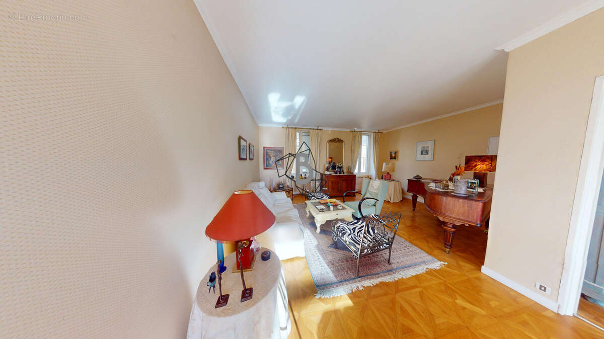 Maison à REQUISTA