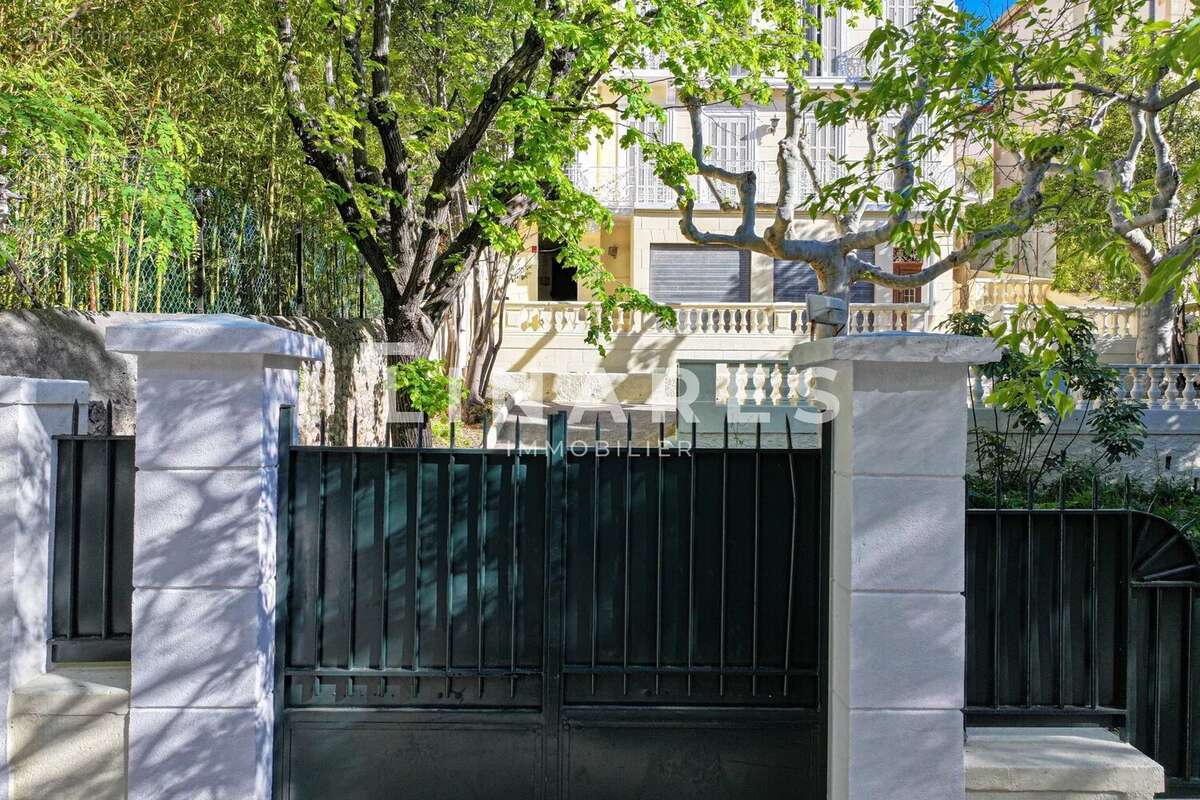 Maison à MARSEILLE-8E