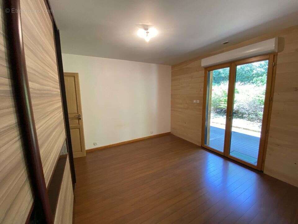 Maison type t5 de 177 m2 terrain 4940 m2 proche de barbotan - photo 15