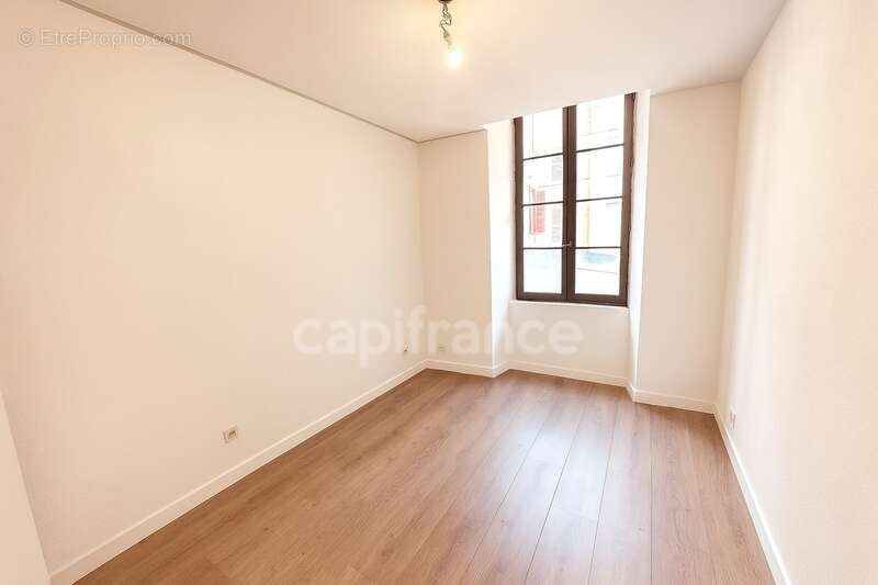 Appartement à LOURDES