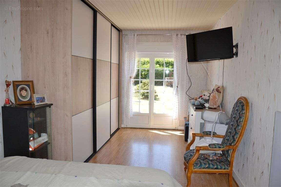 Maison 94 m² à Courmenil  - photo 7