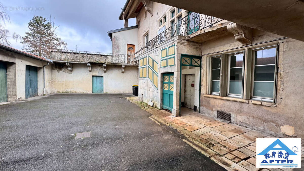 Appartement à SAINT-NICOLAS-DE-PORT