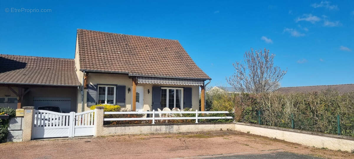 Maison à VITRY-EN-CHAROLLAIS