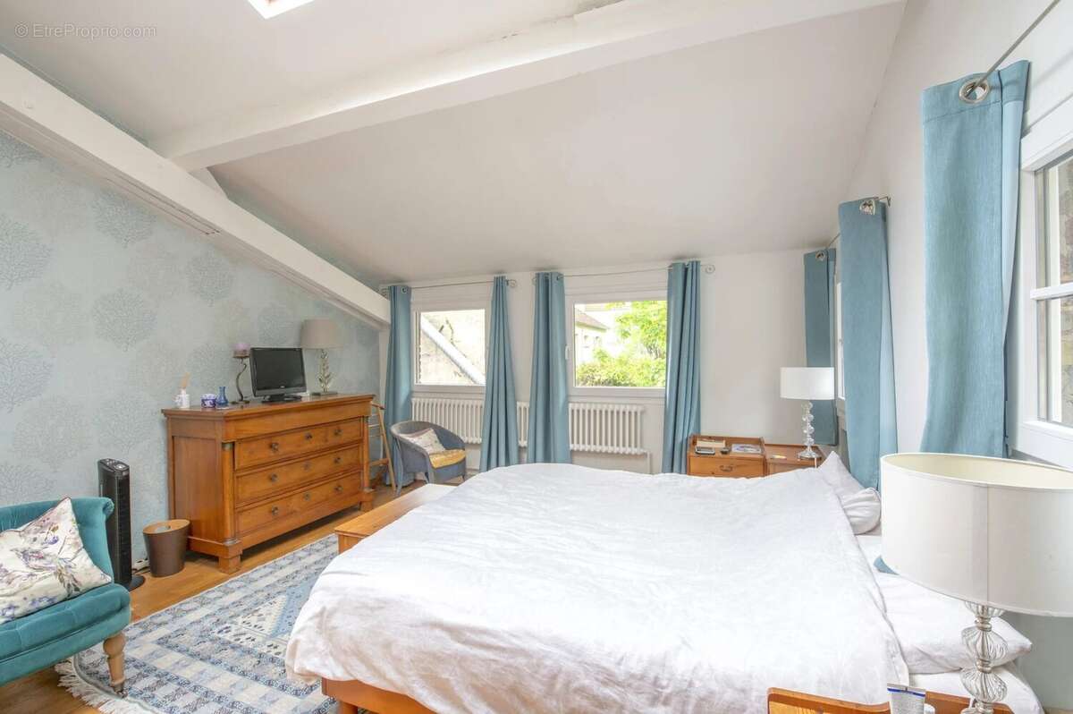 Appartement à CHAVILLE