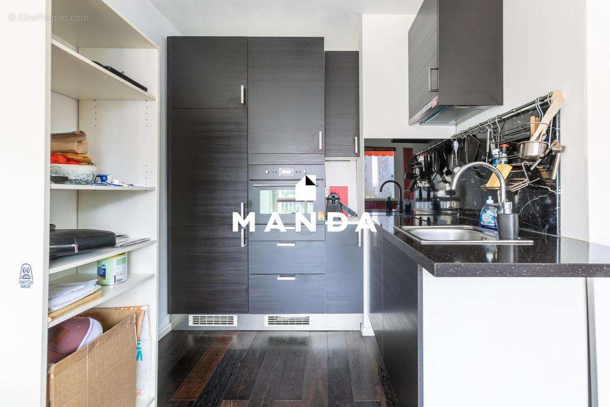 Appartement à PARIS-20E