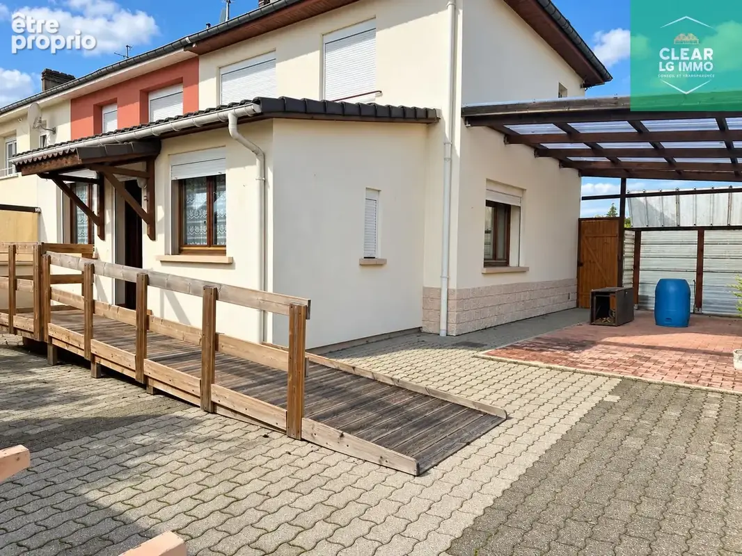 Maison 90 m2 avec double garage - photo 5