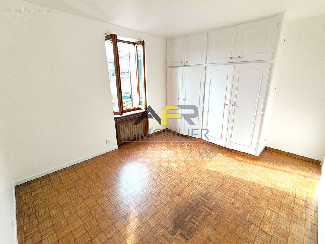 Appartement à CARRIERES-SUR-SEINE