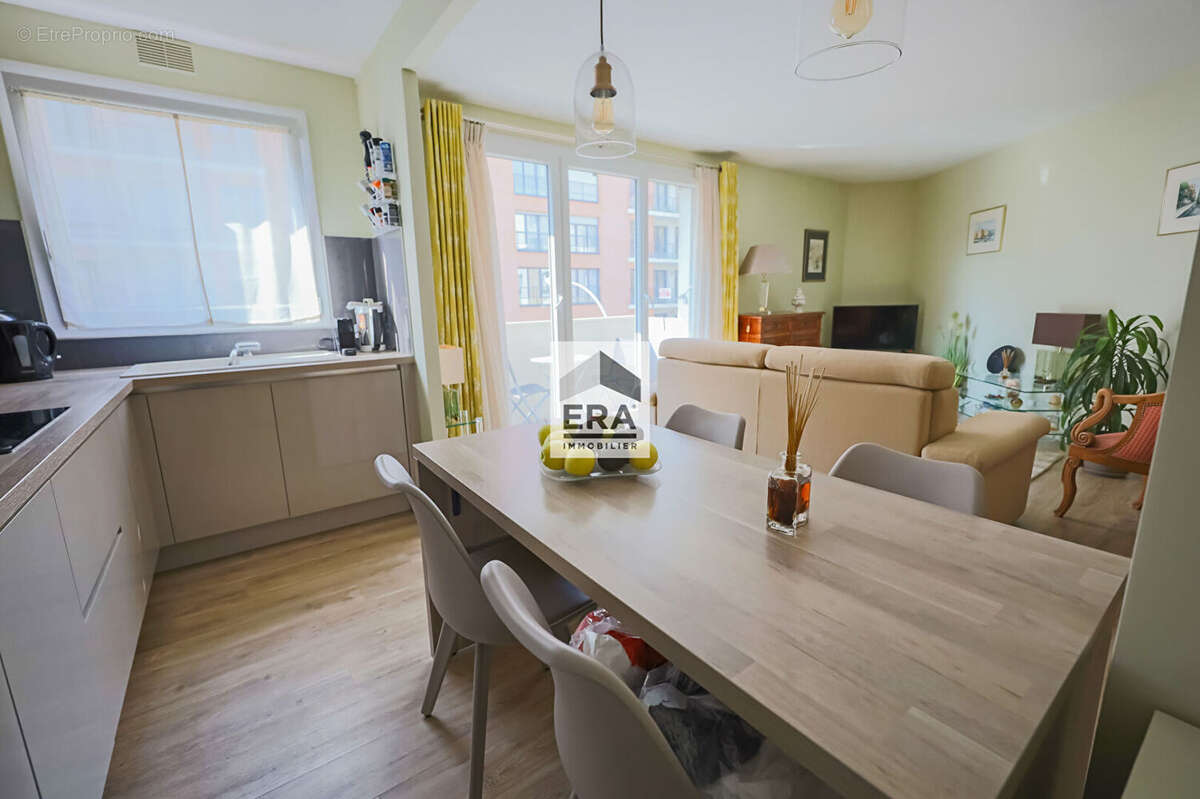 Appartement à ISSY-LES-MOULINEAUX