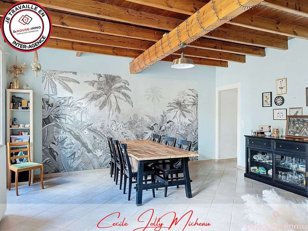 Maison à SAINT-GENES-DE-BLAYE