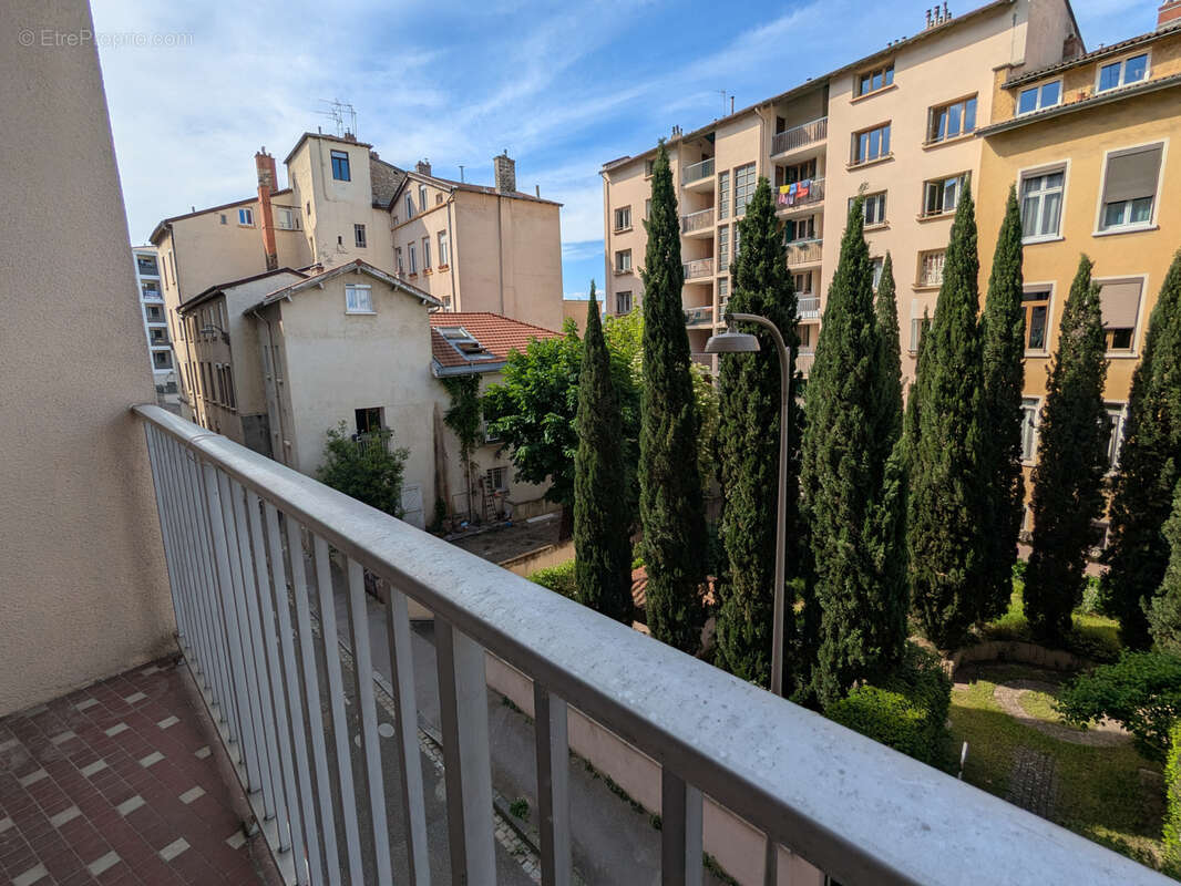 Appartement à LYON-4E
