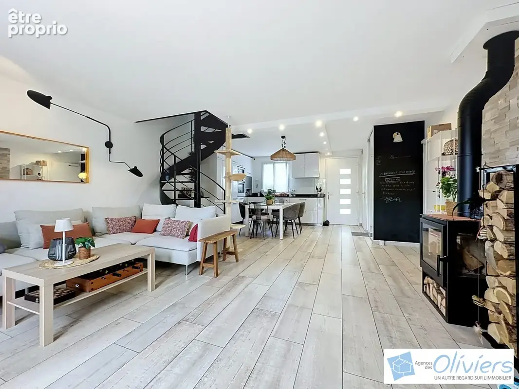 Maison 6 pièces 100 m² à vendre à Guyancourt (78280) - photo 3