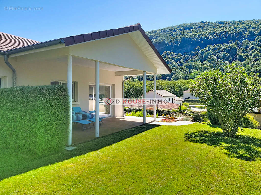 Maison à SAINT-QUENTIN-SUR-ISERE