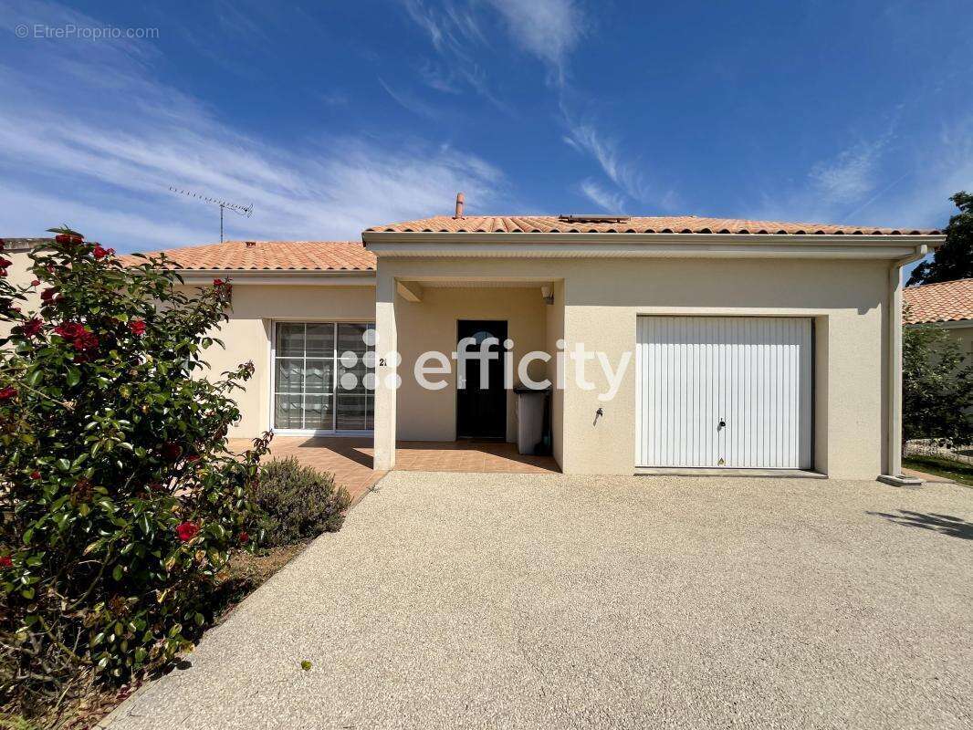 Maison 80 m² à Buxerolles  - photo 17