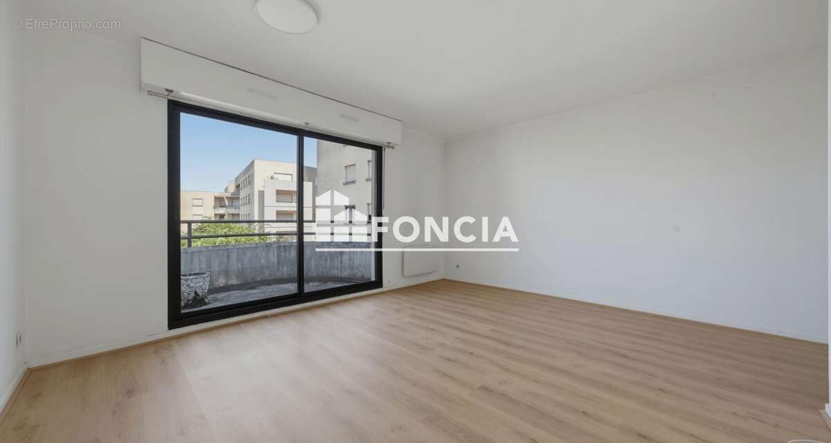 Charmant t3 avec parking et balcon tram b - photo 3