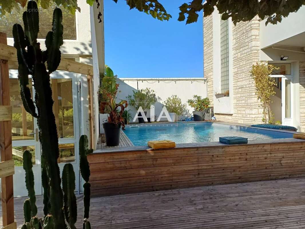 Appartement à RUELLE-SUR-TOUVRE