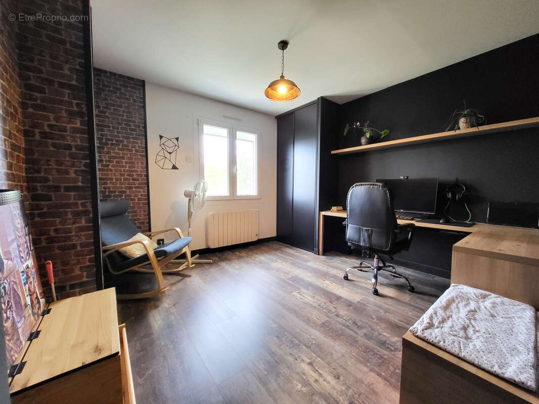 Sur secteur recherché belle maison independante 158m2 tout confort - photo 12