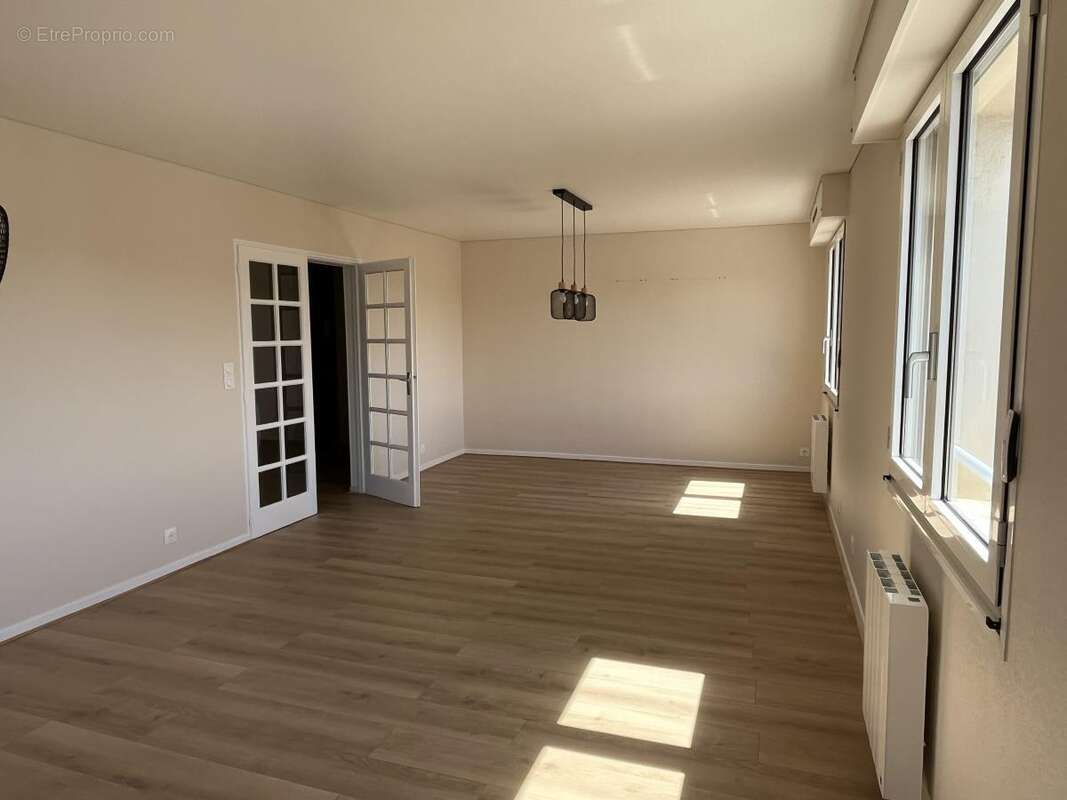 Appartement 105 m² à Epernay  - photo 2