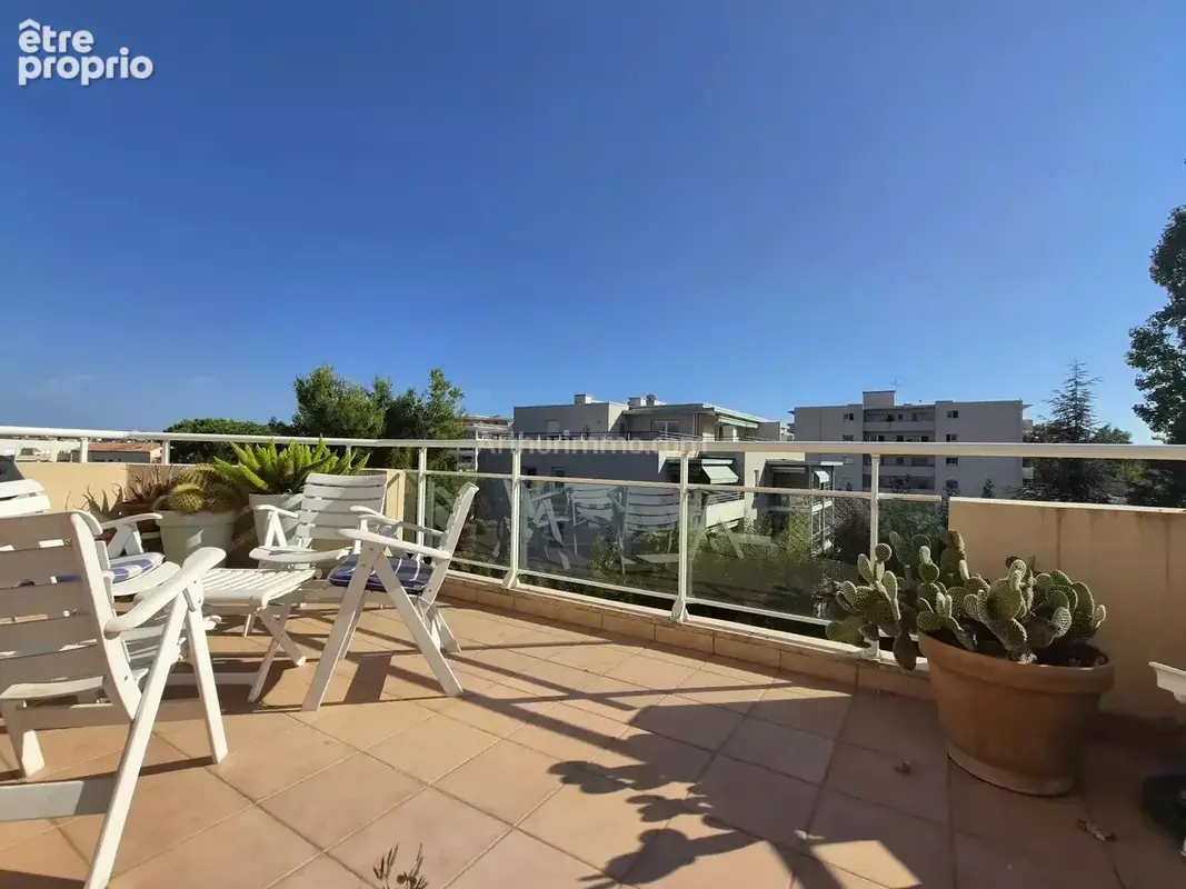 Photo Appartement à Frejus au prix de 366 450€