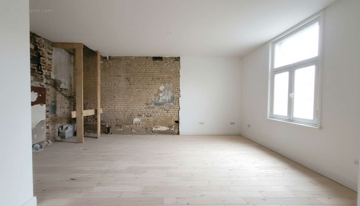 Maison à SAINT-LEGER-LES-DOMART