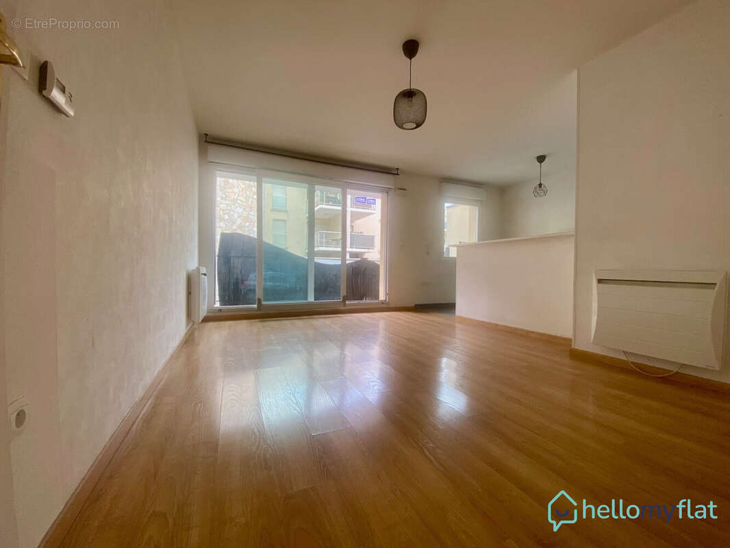 Appartement 64 m² à Reims  - photo 3