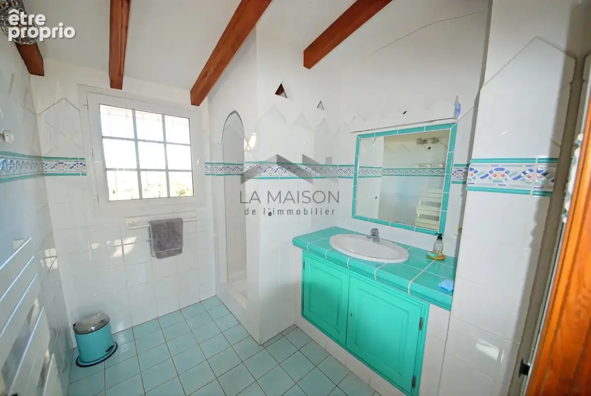 Villa avec piscine et vue mer - photo 22