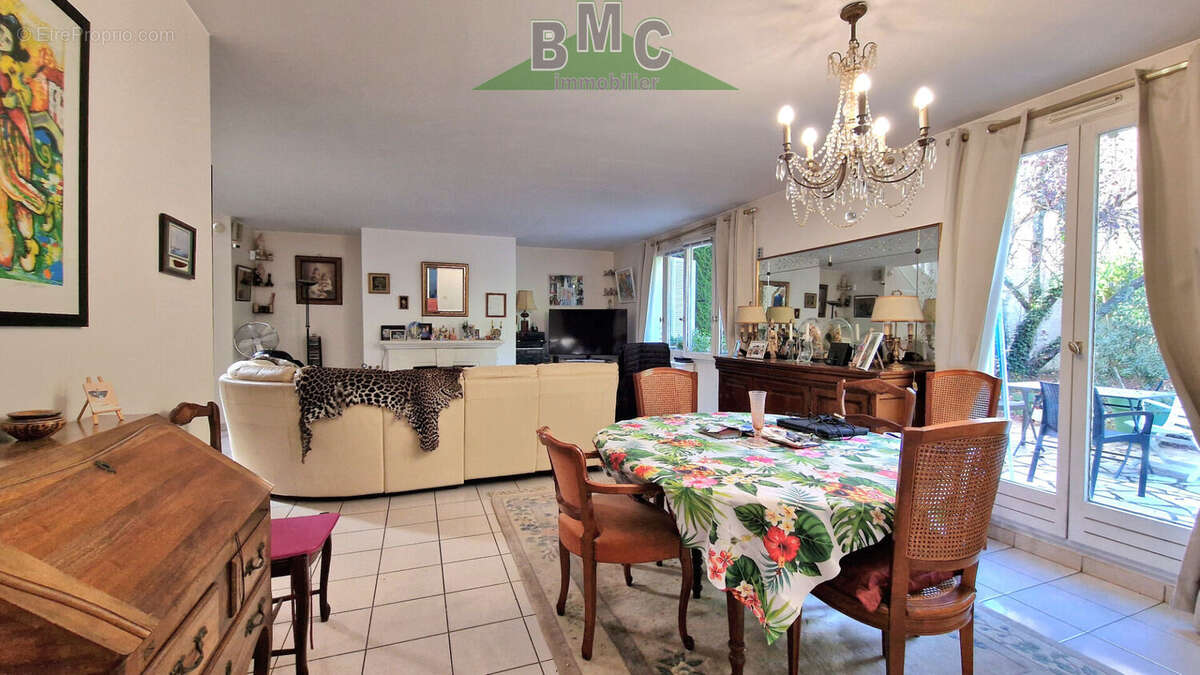 Maison à LE PLESSIS-BOUCHARD