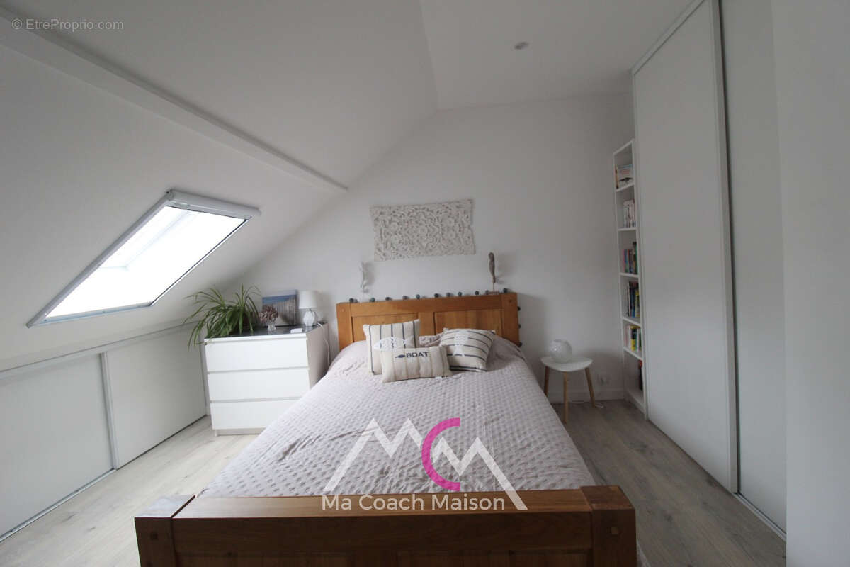 Maison à LE POULIGUEN