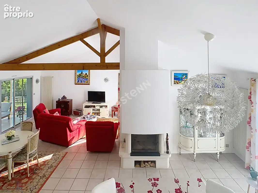 Photo Maison à Getigne au prix de 375 000€