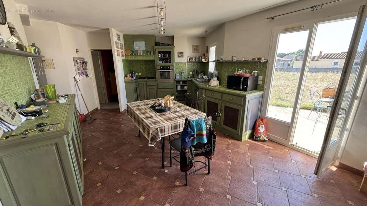 Maison 145 m² à Pepieux  - photo 3