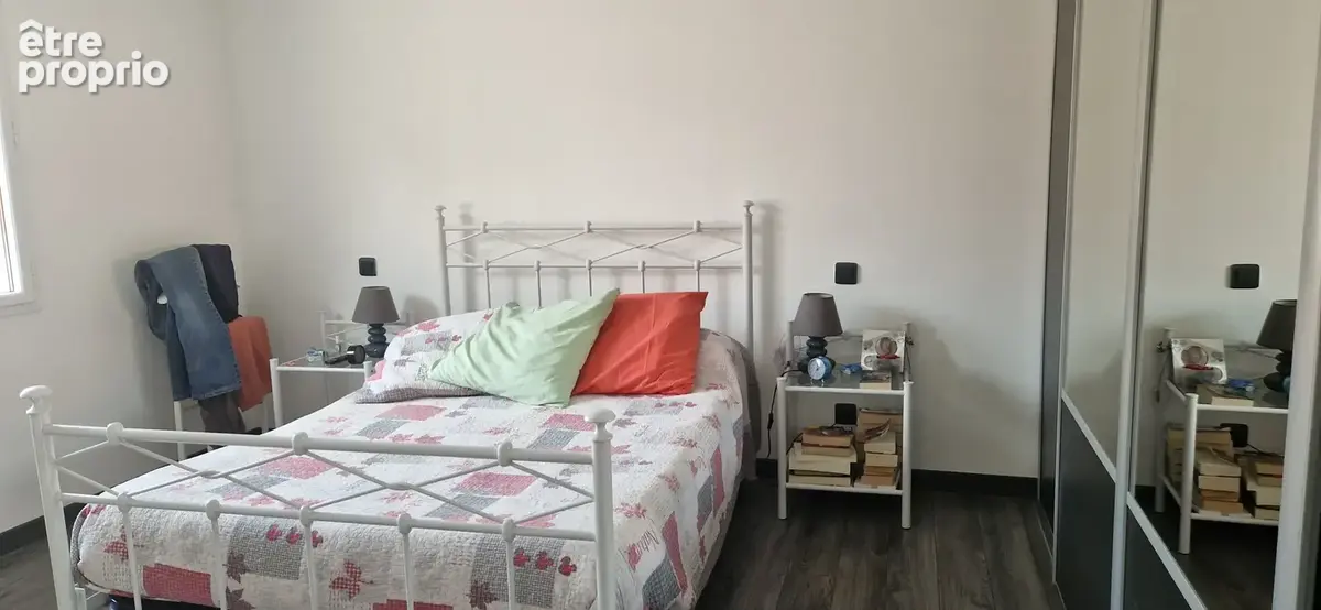 belle maison P.P avec garage double, Piscine, terrasses et jardin clos - photo 13