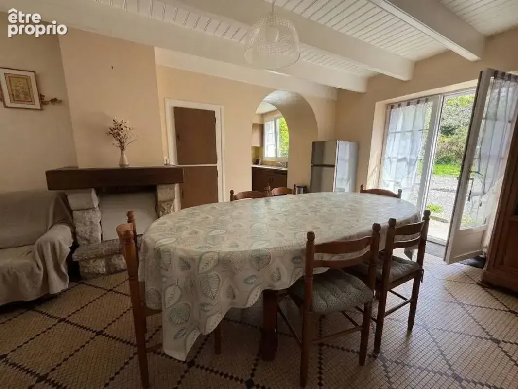 Plougastel-Daoulas, proche Keraliou maison T9 avec dépendance - photo 2