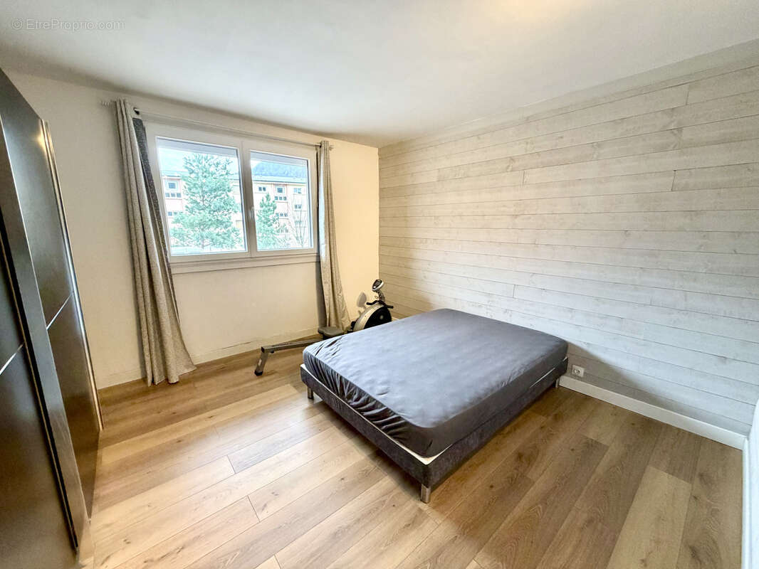 Appartement à SAINT-JEAN-DE-MAURIENNE