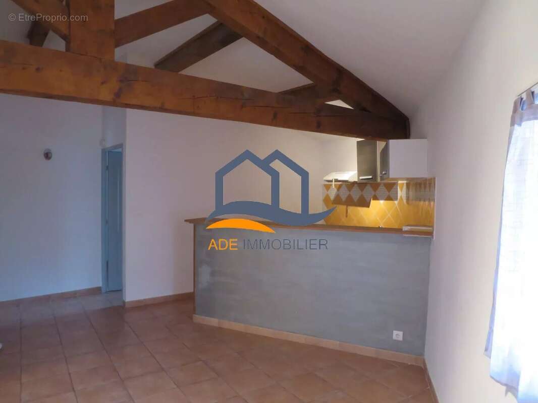 Appartement à EGUILLES