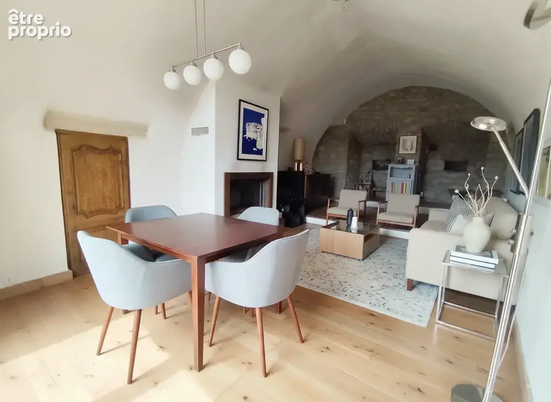 Nîmes, Secteur Cadereau / Bas Kennedy - Belle maison T6 avec jardin et dépendances - photo 3