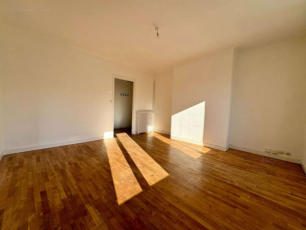 SOUS COMPROMIS - Appartement 4 pièces à vendre - Brest, Triangle d'Or - photo 8