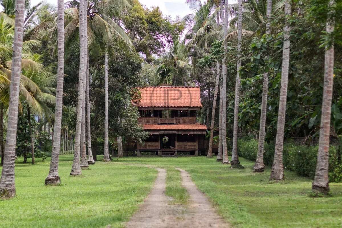 Chef-d'œuvre rare en bord de mer - Domaine patrimonial en pleine propriété sur la côte ouest intacte de Bali - photo 33