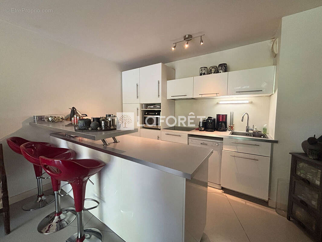 Appartement à LATTES