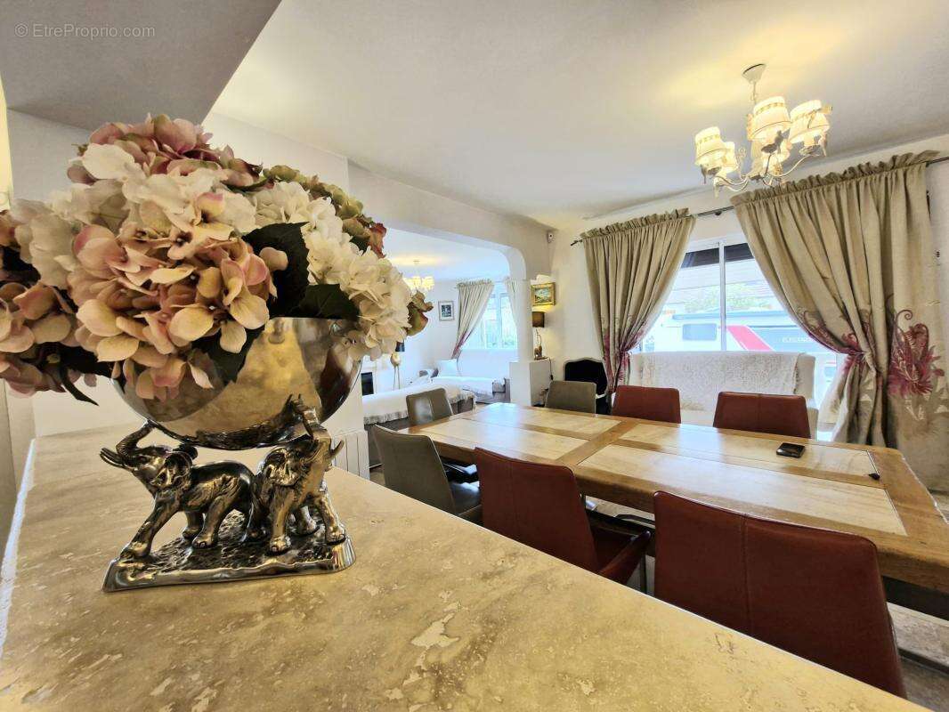 Maison 113 m² à Vaujours  - photo 7