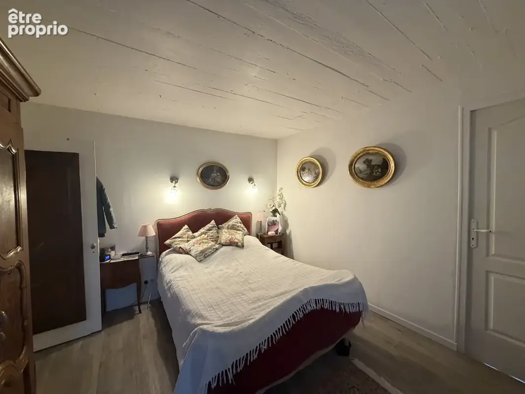 Maison 7 pieces - colle sur loup - photo 11