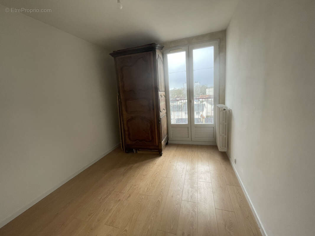 Appartement à ALLONNES
