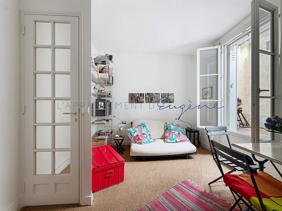 Appartement à PARIS-18E