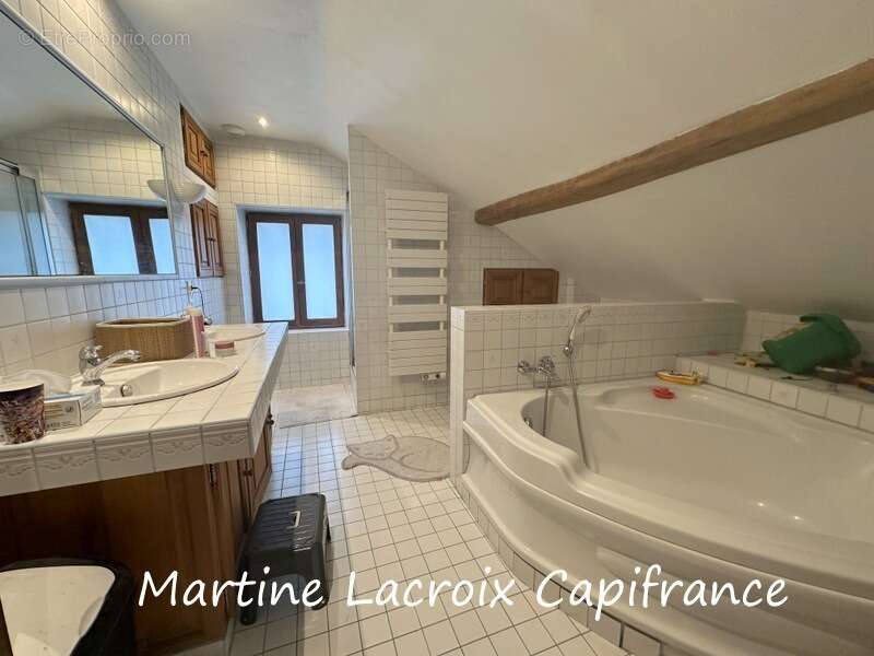 Maison à SCEAUX-SUR-HUISNE