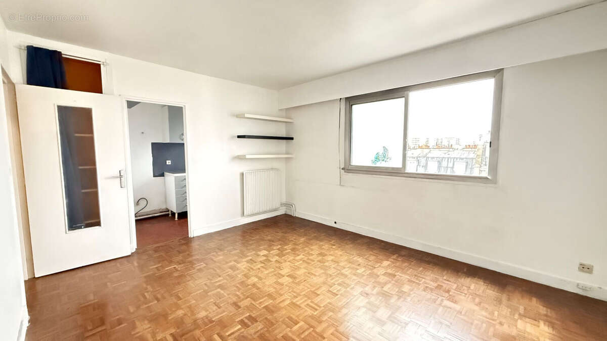Appartement à PARIS-11E