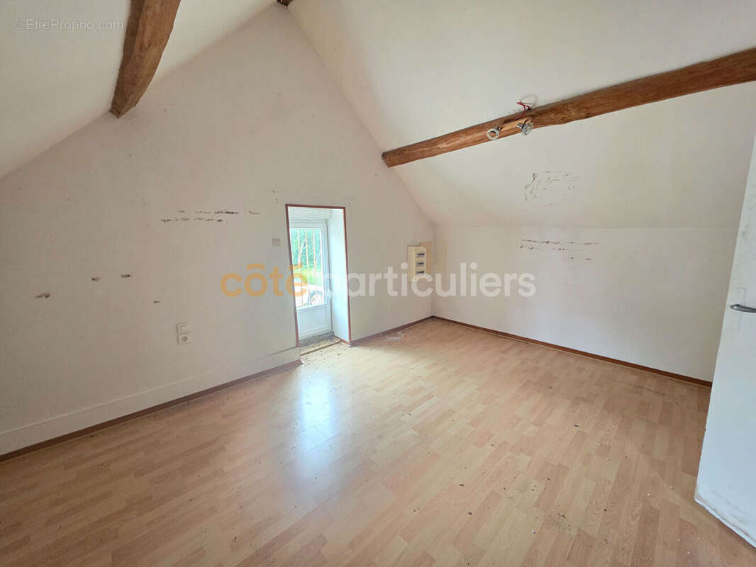 Appartement à SALIGNY