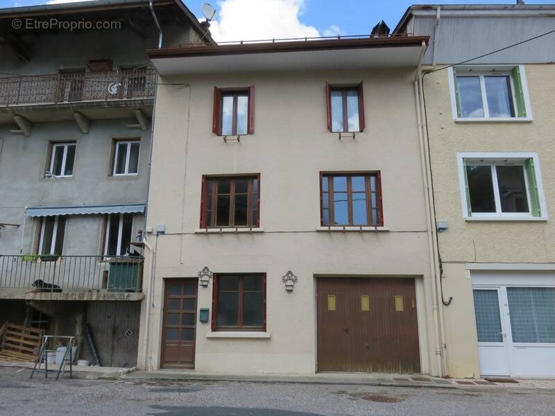 Maison à CHALEY